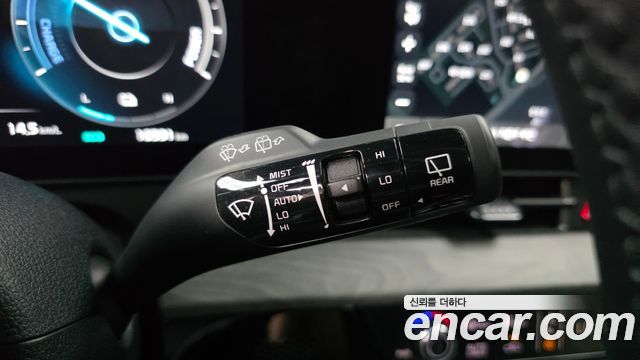Kia Sportage Hybrid (V) 30Th Edition 2WD 2024 — фото 19