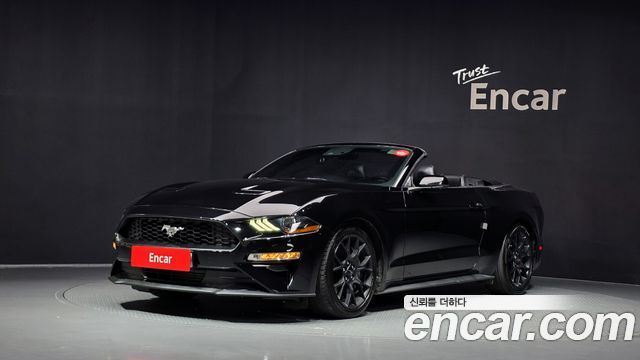 Ford Mustang Convertible