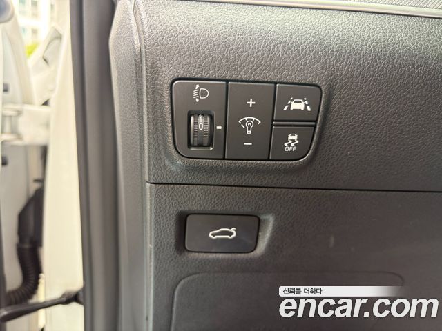 Kia K5 (III) 2.0 Trendy 2022 — фото 17