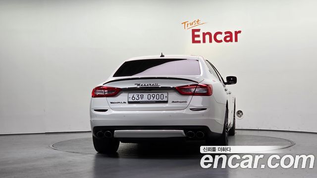 Maserati Quattroporte 3.0 Diesel 2016 — фото 4