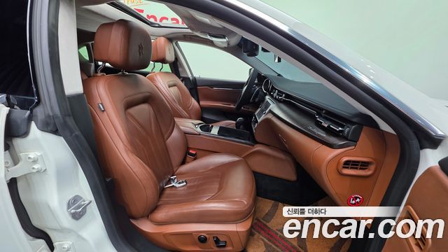 Maserati Quattroporte 3.0 Diesel 2016 — фото 10