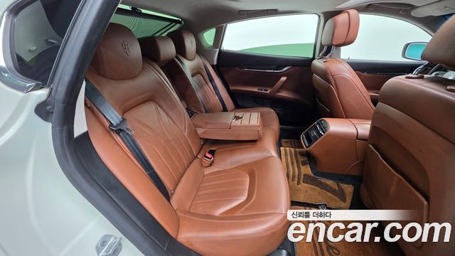 Maserati Quattroporte 3.0 Diesel 2016 — фото 23