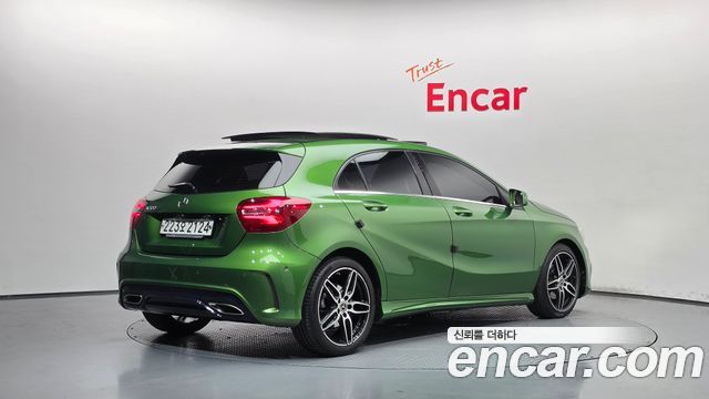 Mercedes-Benz A-Class (W176) A200 AMG Line 2018 — фото 2