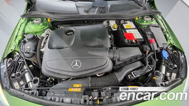 Mercedes-Benz A-Class (W176) A200 AMG Line 2018 — фото 6