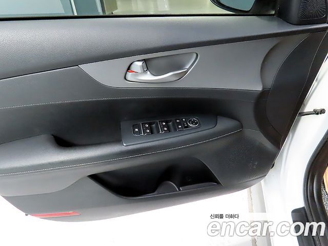 Kia K3 Prestige 2021 — фото 18