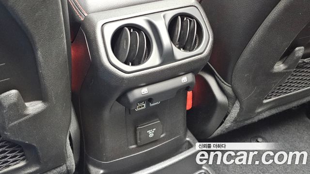Jeep Wrangler (JL) 2.0 Rubicon Power Top 4Door 2019 — фото 32