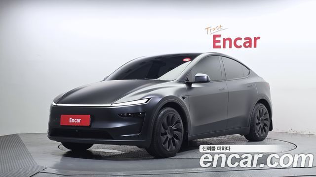 Tesla Model Y RWD