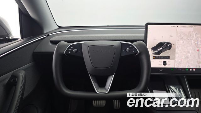 Tesla Model Y RWD 2025 — фото 13