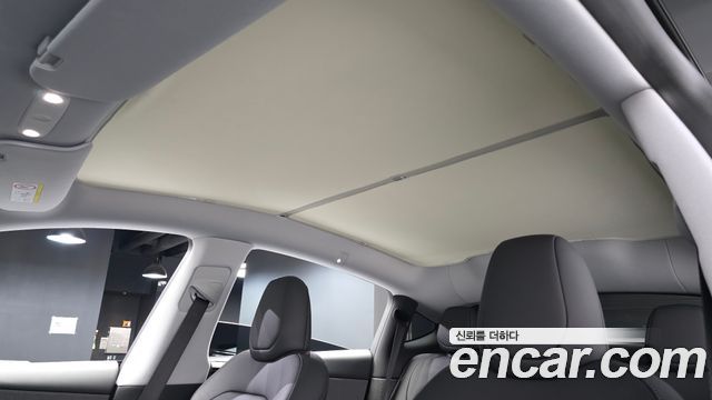 Tesla Model Y RWD 2025 — фото 16