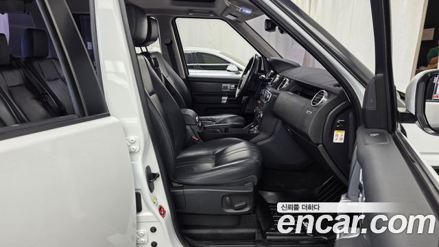 Land Rover Discovery 4 3.0 SDV6 HSE 2015 — фото 11