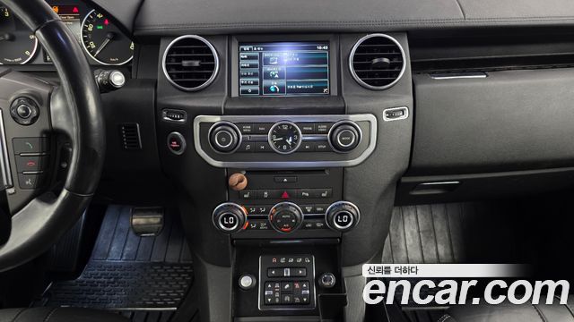 Land Rover Discovery 4 3.0 SDV6 HSE 2015 — фото 14