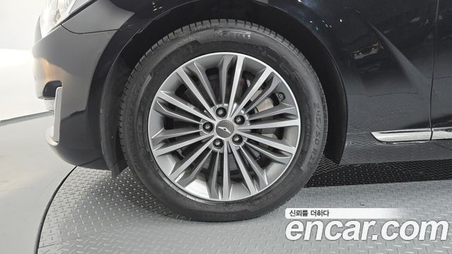 Genesis EQ900 3.3 T-GDI AWD Luxury 2016 — фото 5
