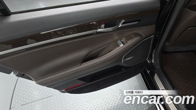 Genesis EQ900 3.3 T-GDI AWD Luxury 2016 — фото 25