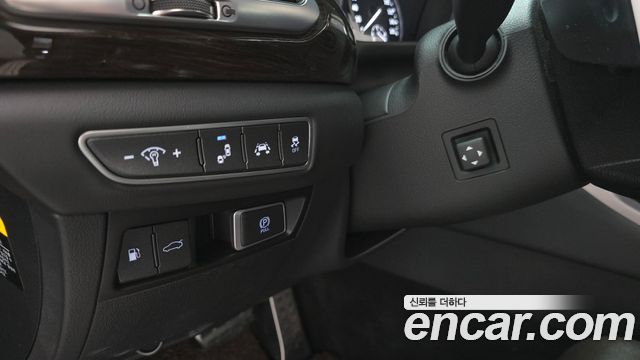 Genesis EQ900 3.3 T-GDI AWD Luxury 2016 — фото 30