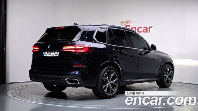 BMW X5 (G05) xDrive 45e M Sport 2021 — фото 2
