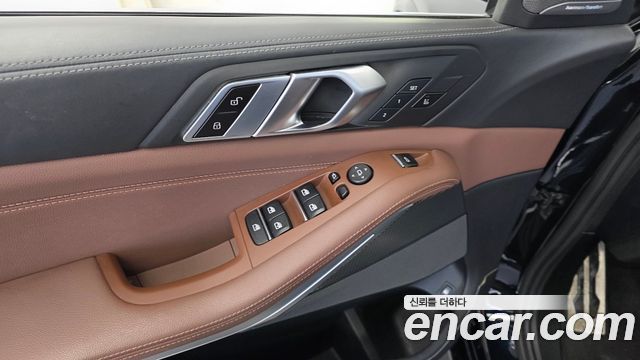 BMW X5 (G05) xDrive 45e M Sport 2021 — фото 28