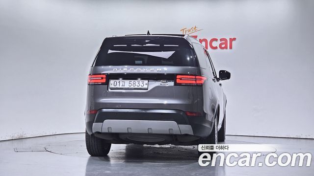 Land Rover Discovery 5 3.0 SD6 HSE Luxury 2019 — фото 4