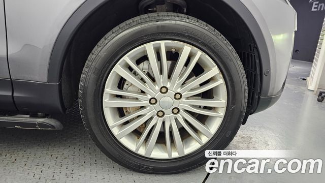 Land Rover Discovery 5 3.0 SD6 HSE Luxury 2019 — фото 5