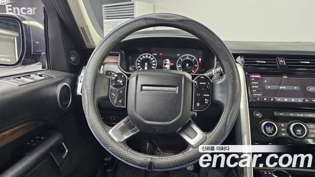 Land Rover Discovery 5 3.0 SD6 HSE Luxury 2019 — фото 13