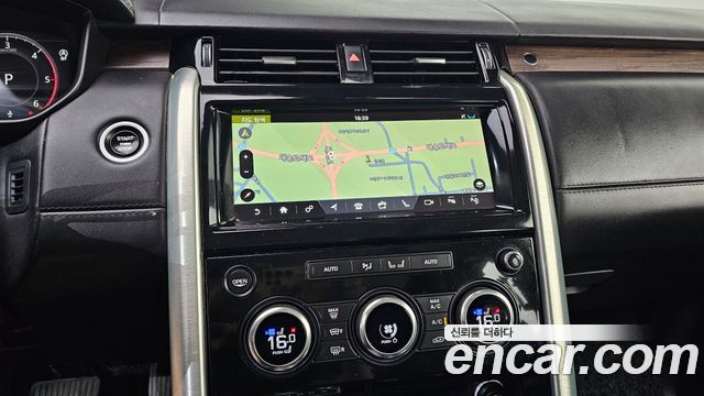 Land Rover Discovery 5 3.0 SD6 HSE Luxury 2019 — фото 14