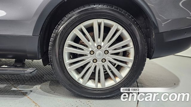 Land Rover Discovery 5 3.0 SD6 HSE Luxury 2019 — фото 21