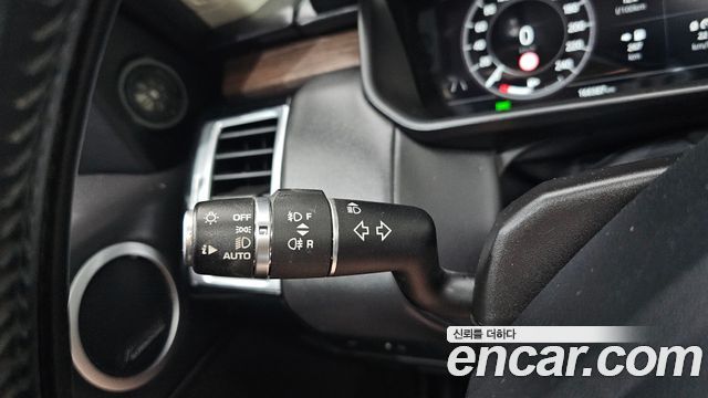 Land Rover Discovery 5 3.0 SD6 HSE Luxury 2019 — фото 27