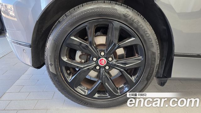 Jaguar I-PACE EV400 HSE 2019 — фото 5