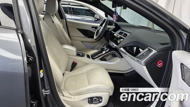 Jaguar I-PACE EV400 HSE 2019 — фото 26