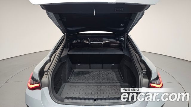 BMW i4 eDrive40 M Sports Pro 2024 — фото 5