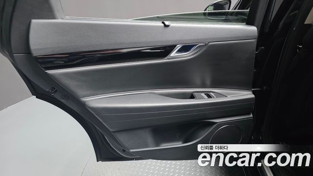 Genesis G80 (RG3) Gasoline 3.5 Turbo AWD 2022 — фото 25