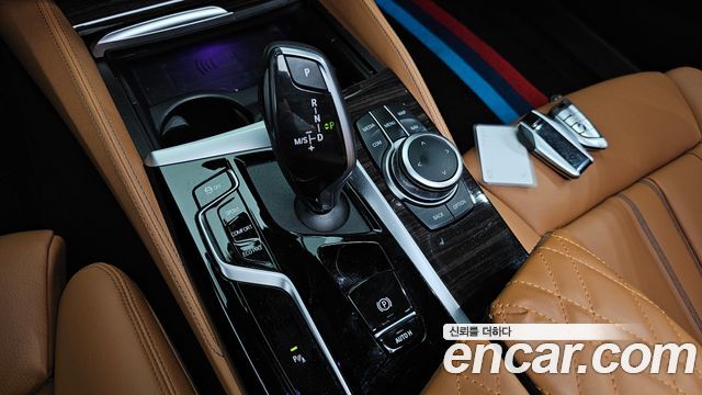 BMW 5 Series (G30) 520i M Sport 2022 — фото 9