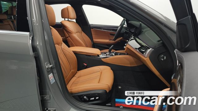 BMW 5 Series (G30) 520i M Sport 2022 — фото 10