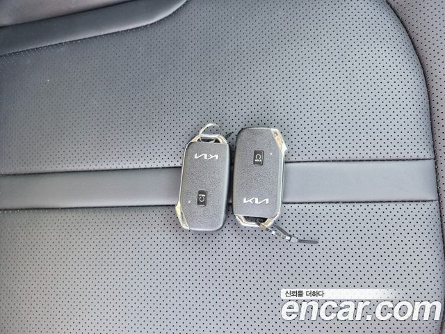 Kia K5 (III) 2.0 Prestige 2023 — фото 16