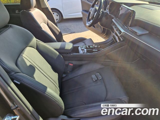 Kia K5 (III) 2.0 Prestige 2023 — фото 19