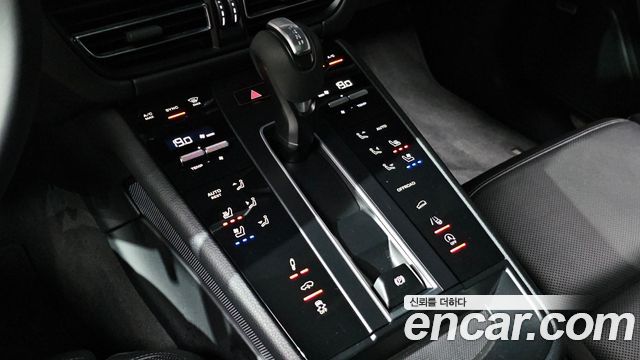 Porsche Macan 2.9 S 2022 — фото 9