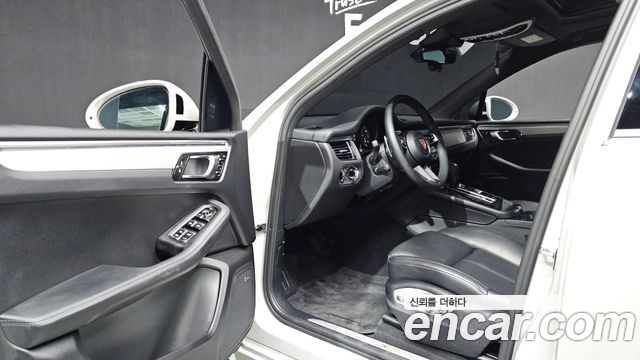 Porsche Macan 2.9 S 2022 — фото 10