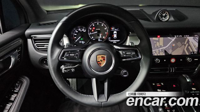 Porsche Macan 2.9 S 2022 — фото 13