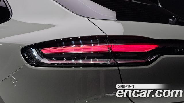 Porsche Macan 2.9 S 2022 — фото 23