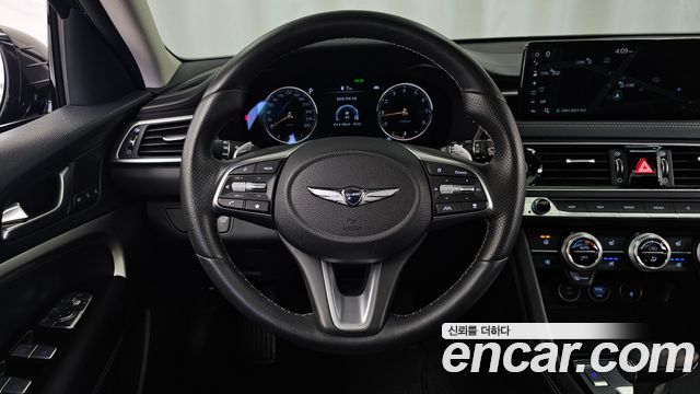 Genesis G70 Shooting Brake Gasoline 2.0T 4WD 2023 — фото 13