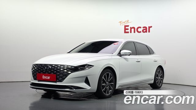Hyundai Grandeur (IG) 2.5 Le Blanc 2023 — фото 1