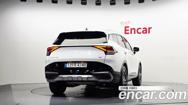 Kia Sportage (V) Gasoline 1.6 Turbo 4WD Signature 2022 — фото 4