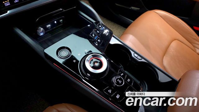 Kia Sportage (V) Gasoline 1.6 Turbo 4WD Signature 2022 — фото 9