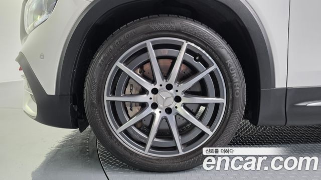 Mercedes-Benz GLB-Class (X247) AMG GLB35 4MATIC 2022 — фото 5