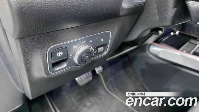 Mercedes-Benz GLB-Class (X247) AMG GLB35 4MATIC 2022 — фото 19