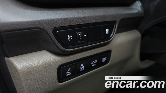 Kia Carnival (IV) HEV 9 seater Prestige 2025 — фото 28