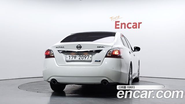 Nissan Altima 2.5 L33 2015 — фото 4