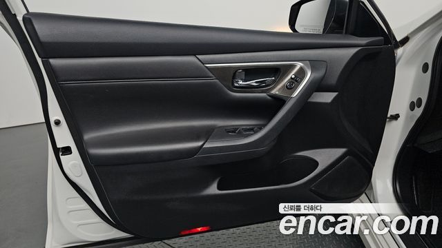 Nissan Altima 2.5 L33 2015 — фото 24
