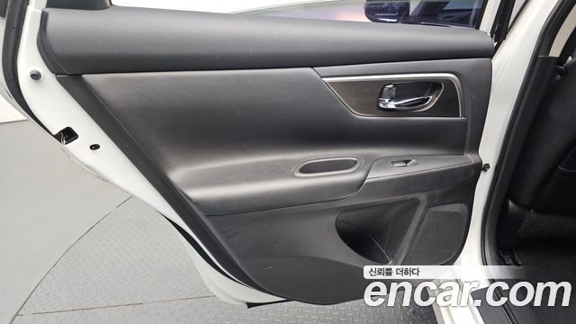 Nissan Altima 2.5 L33 2015 — фото 25