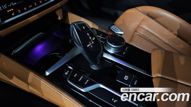 BMW 5 Series (G30) 520d Luxury Special Edition 2018 — фото 9