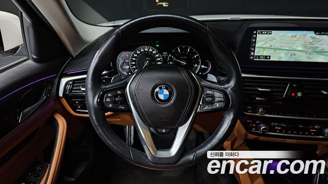 BMW 5 Series (G30) 520d Luxury Special Edition 2018 — фото 13